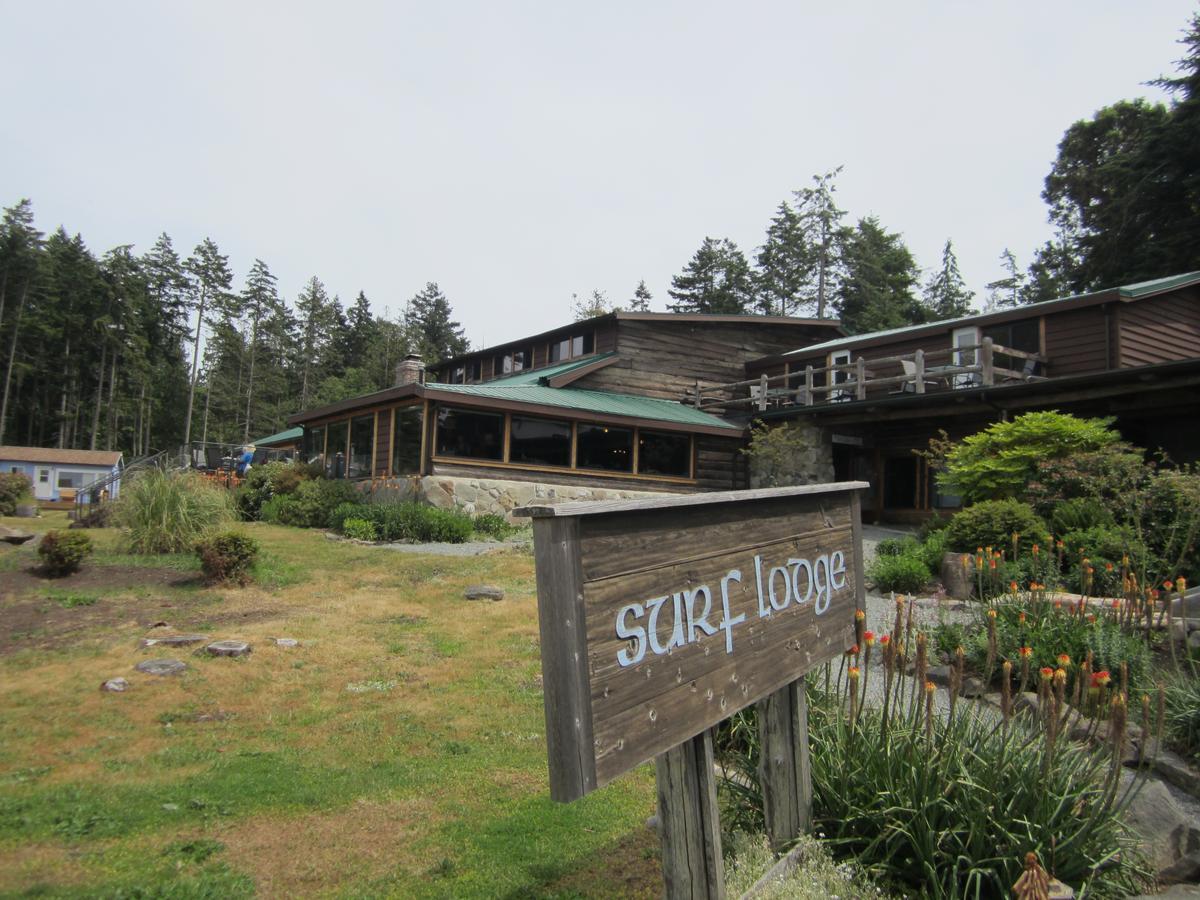 The Surf Lodge And Pub Gabriola, Canada